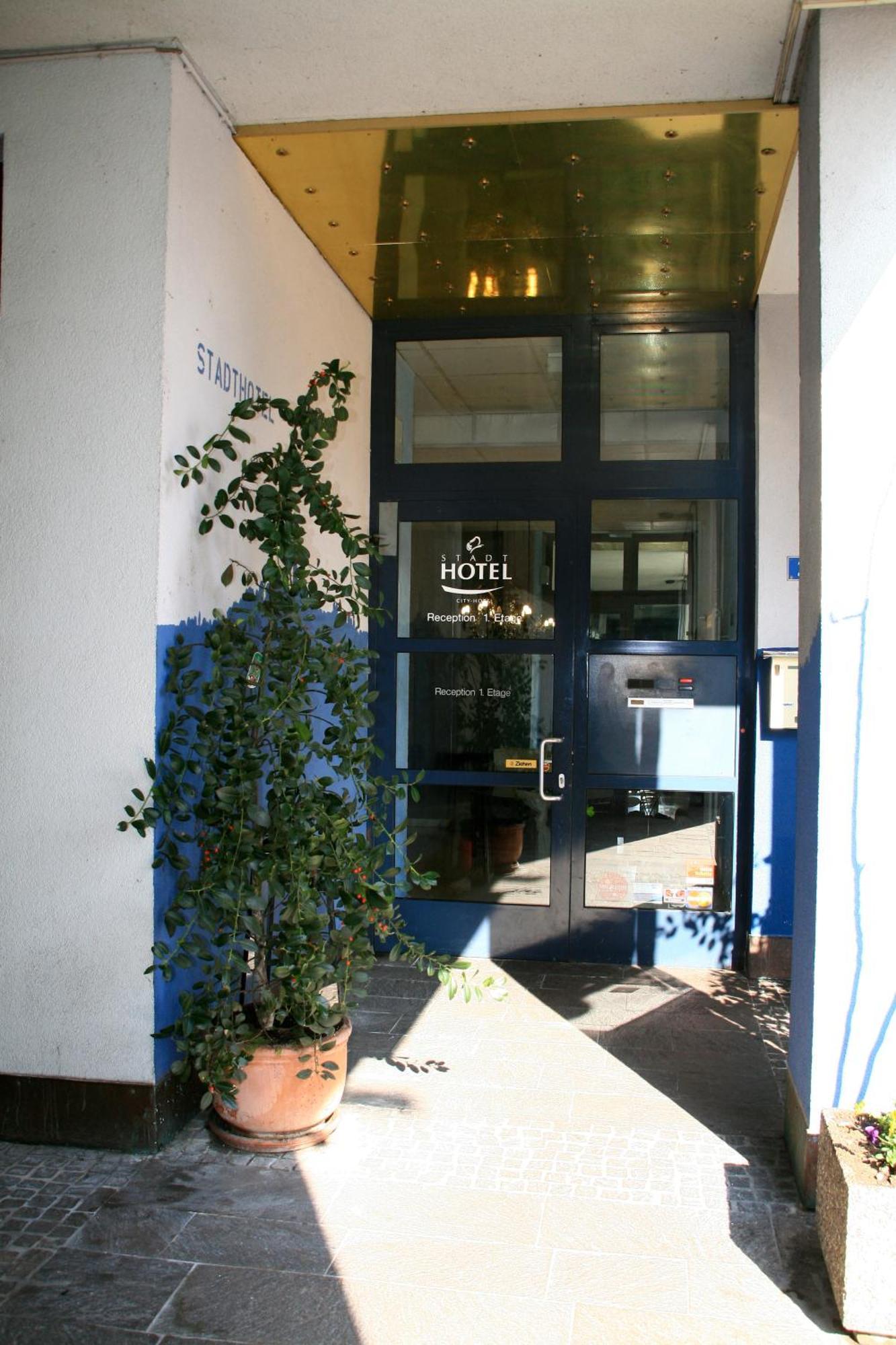 Stadt-Hotel Loerrach Gbr Luaran gambar