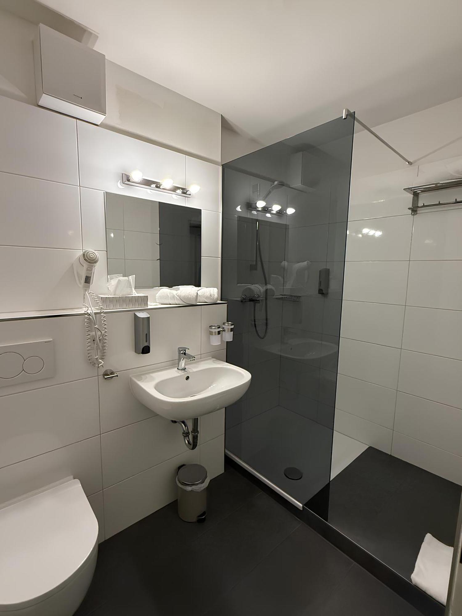Stadt-Hotel Loerrach Gbr Luaran gambar